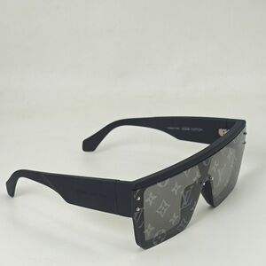 Louis Vuitton Monogram Black Sunglasses